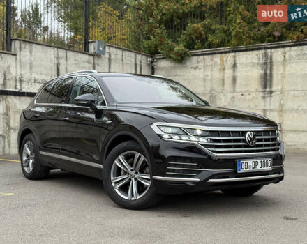 Черный Фольксваген Туарег, объемом двигателя 3 л и пробегом 105 тыс. км за 59500 $, фото 10 на Automoto.ua