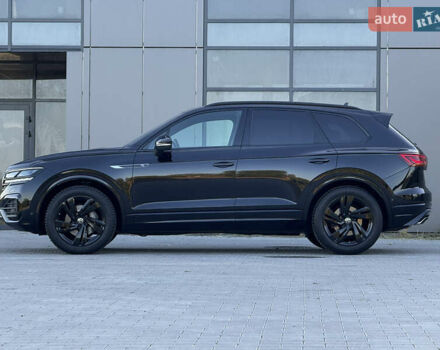 Черный Фольксваген Туарег, объемом двигателя 3 л и пробегом 80 тыс. км за 64900 $, фото 5 на Automoto.ua