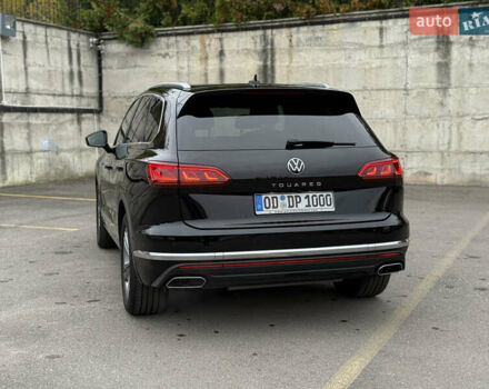 Черный Фольксваген Туарег, объемом двигателя 3 л и пробегом 105 тыс. км за 59500 $, фото 24 на Automoto.ua