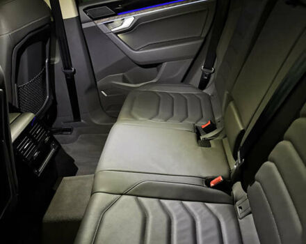 Черный Фольксваген Туарег, объемом двигателя 2.99 л и пробегом 9 тыс. км за 64000 $, фото 46 на Automoto.ua