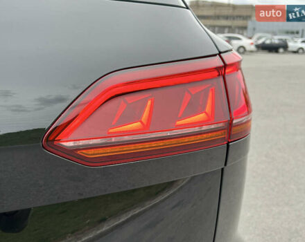 Черный Фольксваген Туарег, объемом двигателя 2.97 л и пробегом 39 тыс. км за 62500 $, фото 14 на Automoto.ua