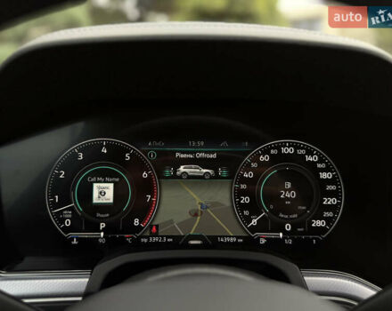 Чорний Фольксваген Туарег, об'ємом двигуна 3 л та пробігом 143 тис. км за 57900 $, фото 63 на Automoto.ua