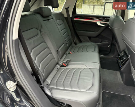 Черный Фольксваген Туарег, объемом двигателя 3 л и пробегом 105 тыс. км за 59500 $, фото 56 на Automoto.ua