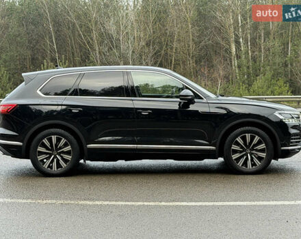 Черный Фольксваген Туарег, объемом двигателя 3 л и пробегом 179 тыс. км за 53999 $, фото 17 на Automoto.ua