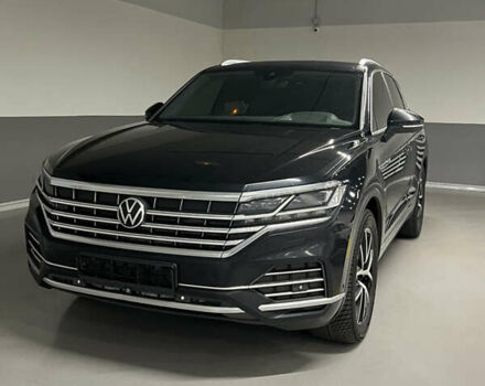 Черный Фольксваген Туарег, объемом двигателя 3 л и пробегом 118 тыс. км за 65000 $, фото 2 на Automoto.ua