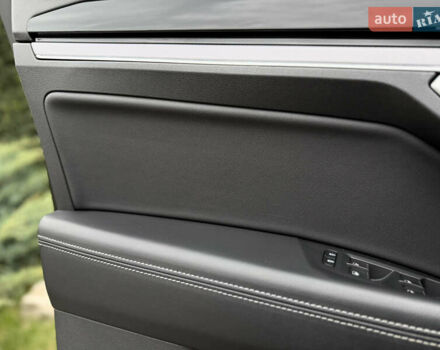 Чорний Фольксваген Туарег, об'ємом двигуна 3 л та пробігом 143 тис. км за 57900 $, фото 39 на Automoto.ua