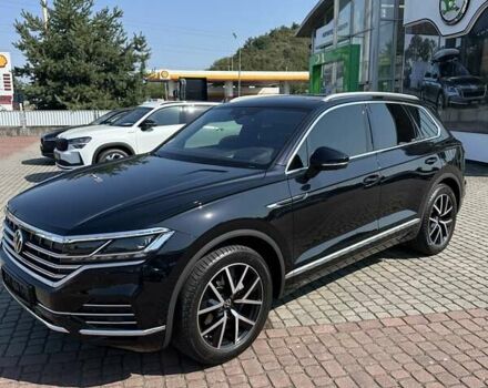 Черный Фольксваген Туарег, объемом двигателя 2.97 л и пробегом 2 тыс. км за 73000 $, фото 10 на Automoto.ua