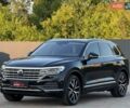 Чорний Фольксваген Туарег, об'ємом двигуна 3 л та пробігом 142 тис. км за 55999 $, фото 7 на Automoto.ua