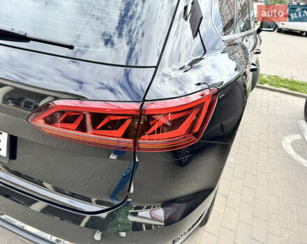 Черный Фольксваген Туарег, объемом двигателя 3 л и пробегом 115 тыс. км за 67000 $, фото 5 на Automoto.ua