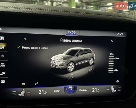 Черный Фольксваген Туарег, объемом двигателя 2.99 л и пробегом 9 тыс. км за 64000 $, фото 62 на Automoto.ua