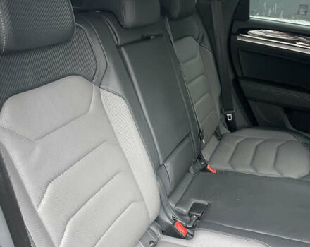 Черный Фольксваген Туарег, объемом двигателя 3 л и пробегом 70 тыс. км за 60000 $, фото 34 на Automoto.ua