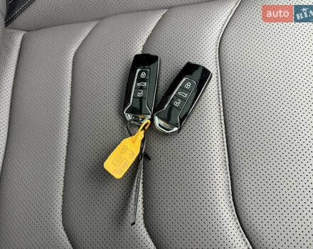 Чорний Фольксваген Туарег, об'ємом двигуна 3 л та пробігом 143 тис. км за 57900 $, фото 101 на Automoto.ua