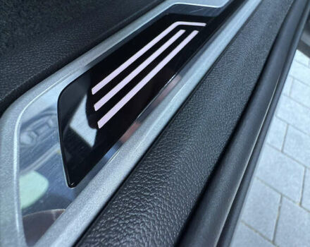 Черный Фольксваген Туарег, объемом двигателя 3 л и пробегом 80 тыс. км за 64900 $, фото 64 на Automoto.ua