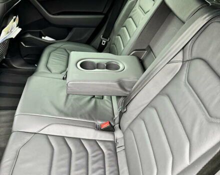 Черный Фольксваген Туарег, объемом двигателя 3 л и пробегом 115 тыс. км за 67000 $, фото 15 на Automoto.ua