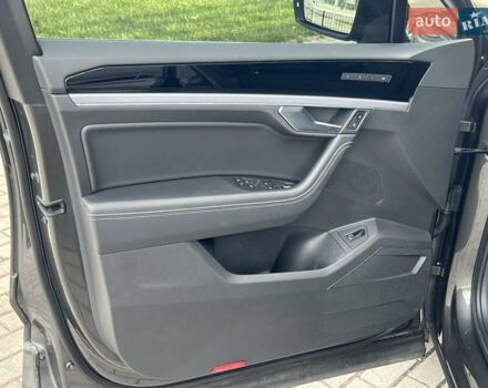 Черный Фольксваген Туарег, объемом двигателя 3 л и пробегом 70 тыс. км за 62900 $, фото 39 на Automoto.ua