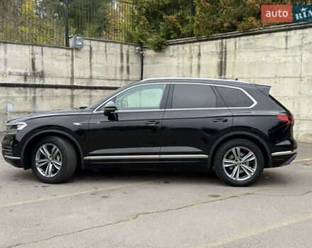 Черный Фольксваген Туарег, объемом двигателя 3 л и пробегом 105 тыс. км за 59500 $, фото 18 на Automoto.ua