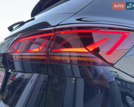 Черный Фольксваген Туарег, объемом двигателя 3 л и пробегом 80 тыс. км за 64900 $, фото 9 на Automoto.ua