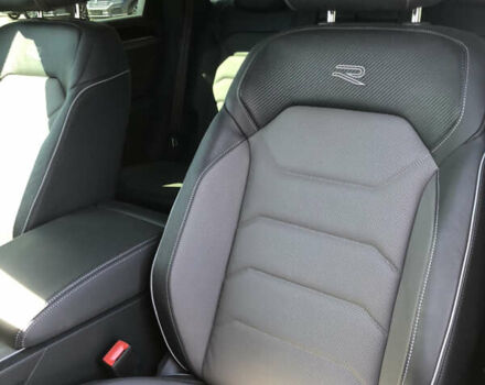 Черный Фольксваген Туарег, объемом двигателя 3 л и пробегом 2 тыс. км за 86000 $, фото 7 на Automoto.ua