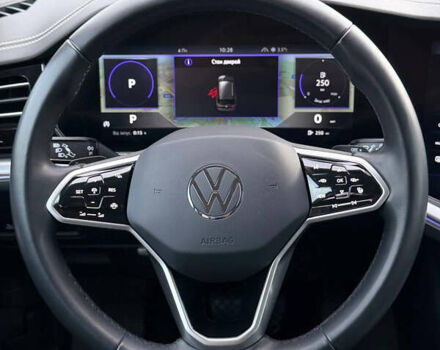 Черный Фольксваген Туарег, объемом двигателя 2.97 л и пробегом 17 тыс. км за 65000 $, фото 12 на Automoto.ua