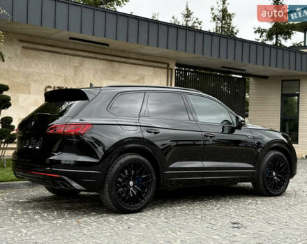 Чорний Фольксваген Туарег, об'ємом двигуна 3 л та пробігом 143 тис. км за 57900 $, фото 32 на Automoto.ua