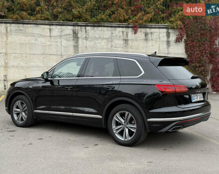 Черный Фольксваген Туарег, объемом двигателя 3 л и пробегом 105 тыс. км за 59500 $, фото 21 на Automoto.ua