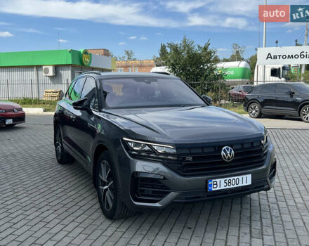 Черный Фольксваген Туарег, объемом двигателя 3 л и пробегом 70 тыс. км за 62900 $, фото 3 на Automoto.ua