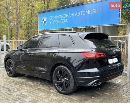 Чорний Фольксваген Туарег, об'ємом двигуна 2.97 л та пробігом 46 тис. км за 70700 $, фото 6 на Automoto.ua