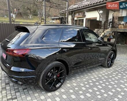 Чорний Фольксваген Туарег, об'ємом двигуна 2.97 л та пробігом 90 тис. км за 81383 $, фото 1 на Automoto.ua