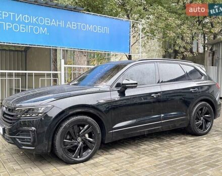 Чорний Фольксваген Туарег, об'ємом двигуна 2.97 л та пробігом 46 тис. км за 70700 $, фото 8 на Automoto.ua
