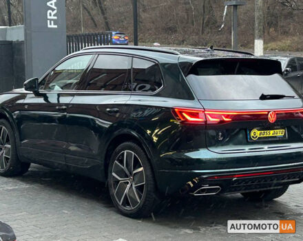 Чорний Фольксваген Туарег, об'ємом двигуна 3 л та пробігом 30 тис. км за 81500 $, фото 3 на Automoto.ua