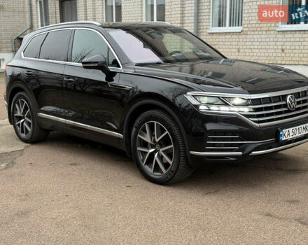 Черный Фольксваген Туарег, объемом двигателя 2.97 л и пробегом 105 тыс. км за 61500 $, фото 2 на Automoto.ua