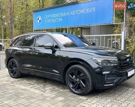 Чорний Фольксваген Туарег, об'ємом двигуна 2.97 л та пробігом 46 тис. км за 70700 $, фото 1 на Automoto.ua