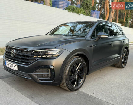 Черный Фольксваген Туарег, объемом двигателя 3 л и пробегом 87 тыс. км за 67500 $, фото 22 на Automoto.ua
