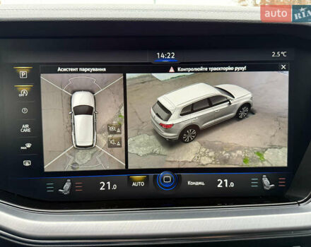 Черный Фольксваген Туарег, объемом двигателя 2.97 л и пробегом 105 тыс. км за 61500 $, фото 14 на Automoto.ua