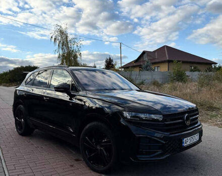Фольксваген Туарег 2023 у Києві на Automoto.ua Чорний Фольксваген Туарег, об'ємом двигуна 2.97 л та пробігом 3 тис. км за 83500 $, фото 5 на Automoto.ua
