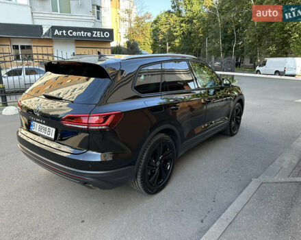 Чорний Фольксваген Туарег, об'ємом двигуна 3 л та пробігом 22 тис. км за 65500 $, фото 5 на Automoto.ua