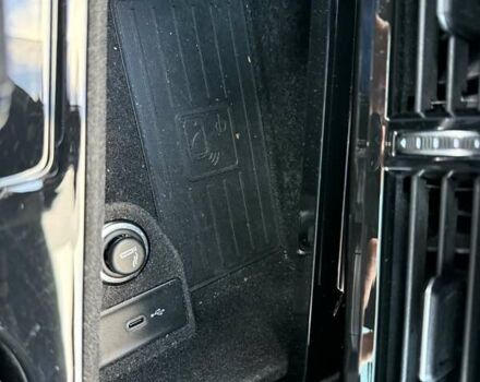 Чорний Фольксваген Туарег, об'ємом двигуна 2.97 л та пробігом 90 тис. км за 81383 $, фото 15 на Automoto.ua