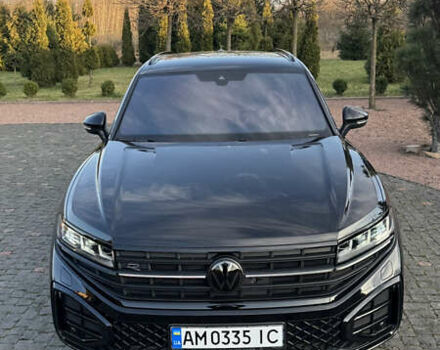 Черный Фольксваген Туарег, объемом двигателя 2.97 л и пробегом 30 тыс. км за 79500 $, фото 2 на Automoto.ua