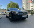 Чорний Фольксваген Туарег, об'ємом двигуна 3 л та пробігом 22 тис. км за 65500 $, фото 2 на Automoto.ua