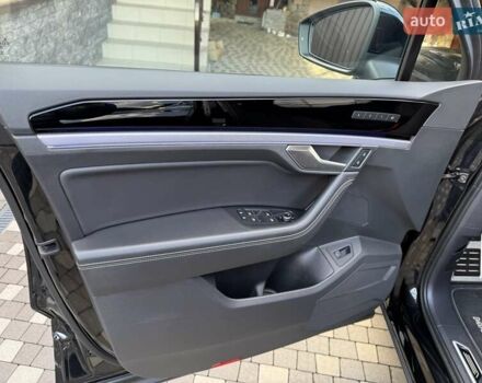 Чорний Фольксваген Туарег, об'ємом двигуна 2.97 л та пробігом 90 тис. км за 81383 $, фото 9 на Automoto.ua