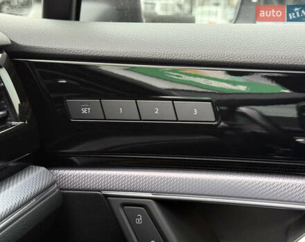 Черный Фольксваген Туарег, объемом двигателя 3 л и пробегом 87 тыс. км за 67500 $, фото 52 на Automoto.ua