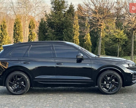 Черный Фольксваген Туарег, объемом двигателя 2.97 л и пробегом 30 тыс. км за 79500 $, фото 7 на Automoto.ua