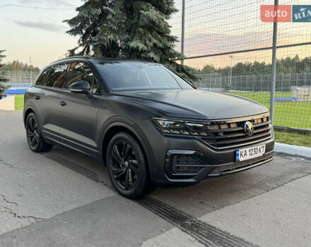 Черный Фольксваген Туарег, объемом двигателя 3 л и пробегом 87 тыс. км за 67500 $, фото 5 на Automoto.ua