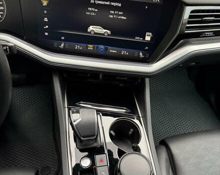 Черный Фольксваген Туарег, объемом двигателя 2.97 л и пробегом 105 тыс. км за 61500 $, фото 9 на Automoto.ua