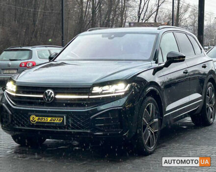 Чорний Фольксваген Туарег, об'ємом двигуна 3 л та пробігом 30 тис. км за 81500 $, фото 2 на Automoto.ua