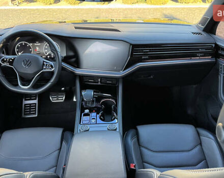 Черный Фольксваген Туарег, объемом двигателя 2.97 л и пробегом 30 тыс. км за 79500 $, фото 28 на Automoto.ua