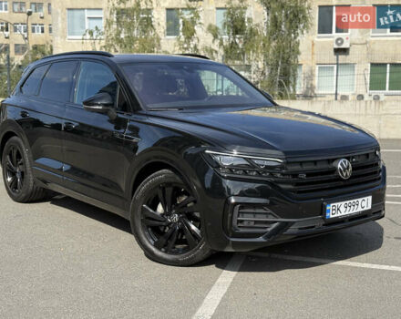 Фольксваген Туарег 2023 в Киеве на Automoto.ua Черный Фольксваген Туарег, объемом двигателя 3 л и пробегом 40 тыс. км за 77999 $, фото 7 на Automoto.ua