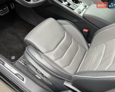 Черный Фольксваген Туарег, объемом двигателя 3 л и пробегом 87 тыс. км за 67500 $, фото 47 на Automoto.ua