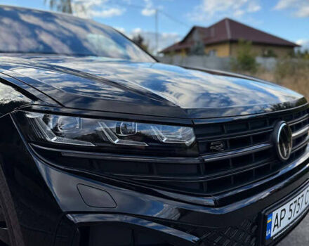 Фольксваген Туарег 2023 у Києві на Automoto.ua Чорний Фольксваген Туарег, об'ємом двигуна 2.97 л та пробігом 3 тис. км за 83500 $, фото 31 на Automoto.ua