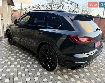 Чорний Фольксваген Туарег, об'ємом двигуна 2.97 л та пробігом 90 тис. км за 81383 $, фото 26 на Automoto.ua